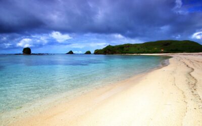 Ingin Hemat Liburan ke Pantai? Berikut Tipsnya