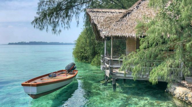 Liburan Berkelas Dalam Negeri? Pulau Macan Tempatnya