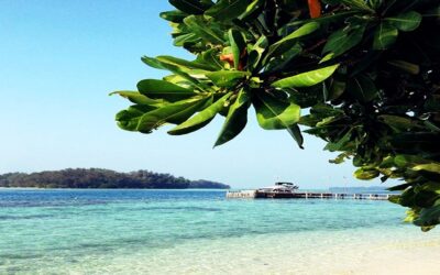 Tidak Akan Bosan! Intip Keseruan Liburan di Pulau Genteng Kecil