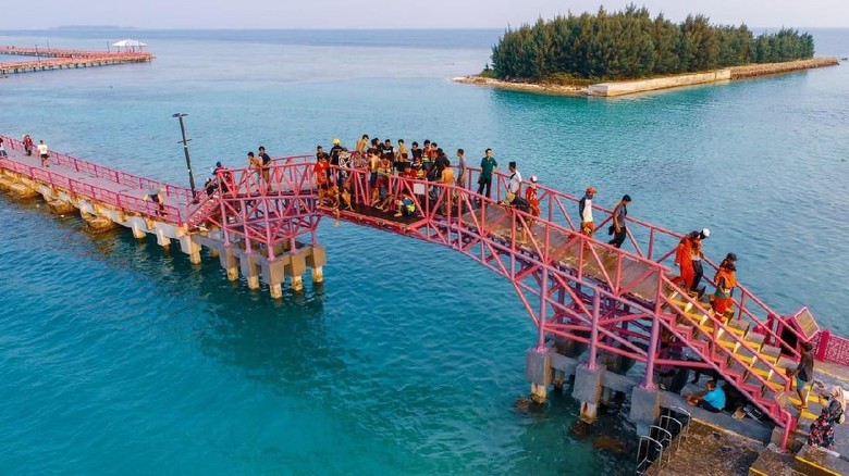 Pulau Seribu, Wisata Alam Unggulan yang Wajib Dikunjungi