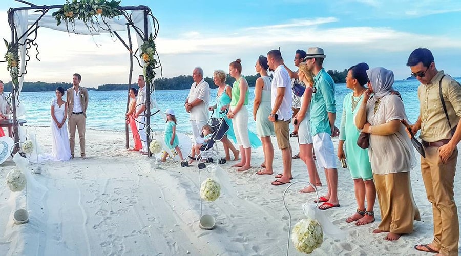 Ciptakan Momen Romantis Pernikahan yang Sempurna di Pulau Seribu